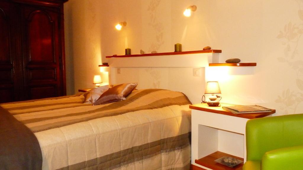 A L'Ancienne Grange - Chambres D'Hotes Fontaine  Zimmer foto